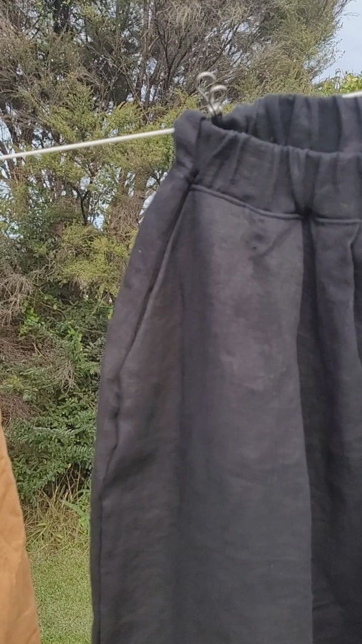 "Matapaua Bay" Black Linen Barrel Pants Size 14